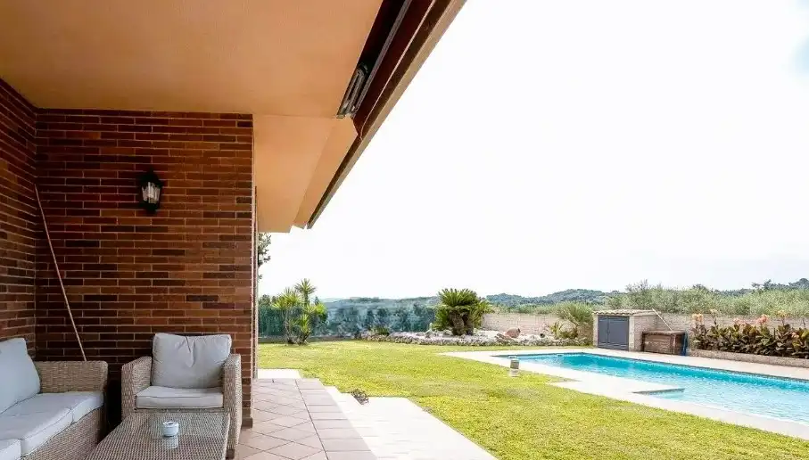 Xalet amb piscina en venda a Carrer Nesprer, imagen 5