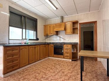 House for sale in Carcaixent