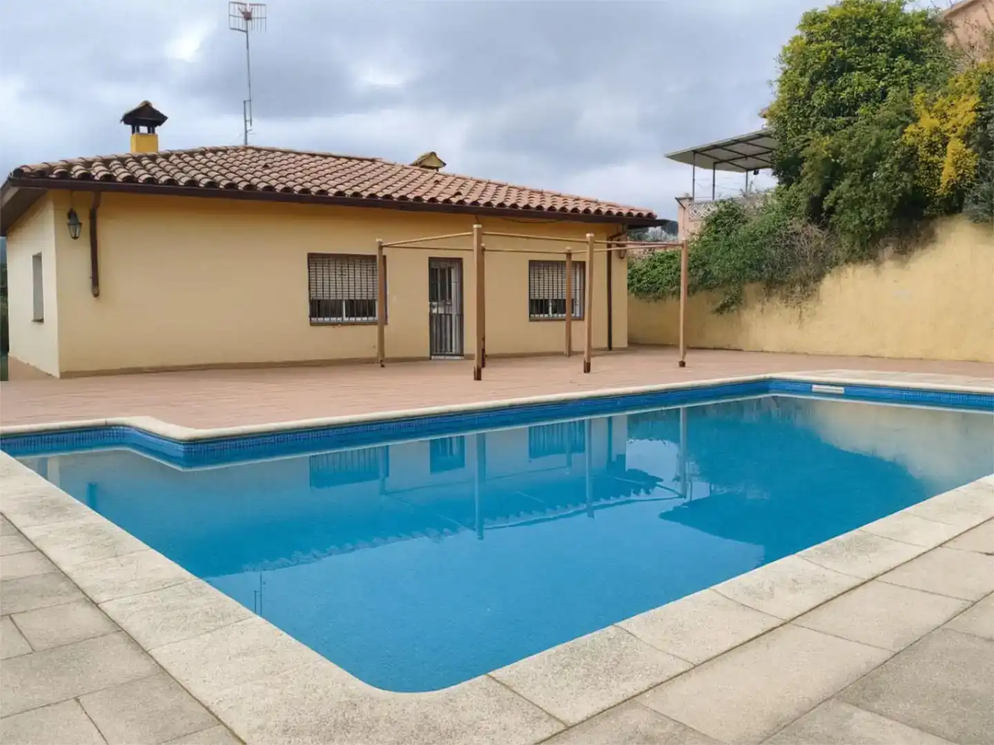 Piscina de Casa o chalet en venta en Fogars de la Selva con Aire acondicionado, Piscina y Balcón
