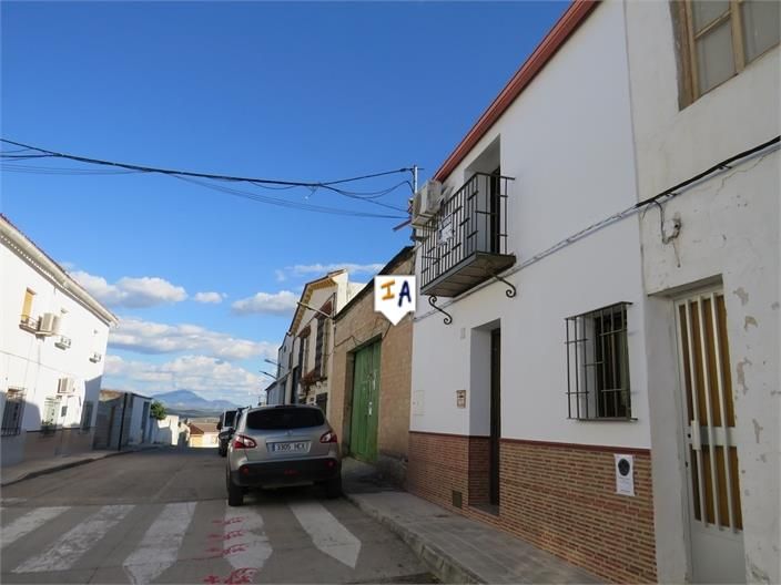 Vista exterior de Casa adosada en venda en Higuera de Calatrava amb Aire condicionat, Terrassa i Traster