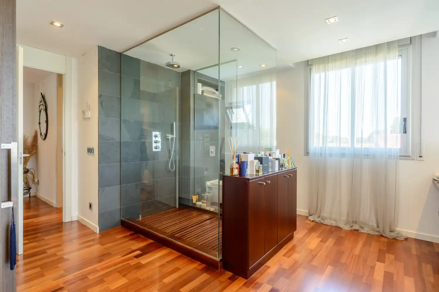 Bathroom of Houses for sale in Girona  with Air Conditioner, Heating and Storage room