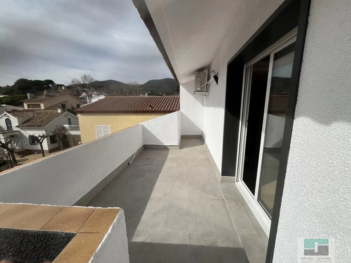 Terrace of Houses for rent in Castelldefels  with Air Conditioner, Heating and Parquet flooring