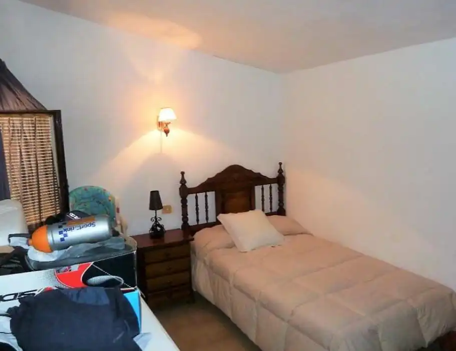 Bedroom of Houses for sale in L'Alfàs del Pi  with Air Conditioner, Terrace and Swimming Pool