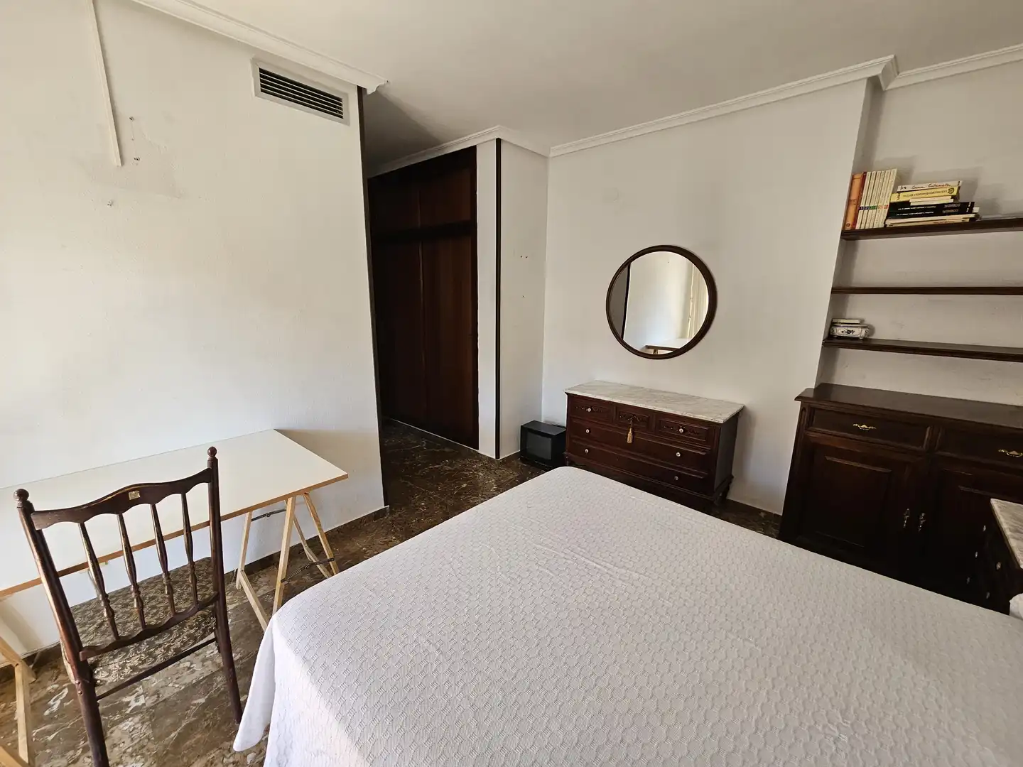 Habitación de Piso en venta en Cáceres con Aire acondicionado, Terraza y Trastero