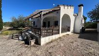 Vista exterior de Casa o xalet en venda en Llíria amb Jardí privat, Terrassa i Traster