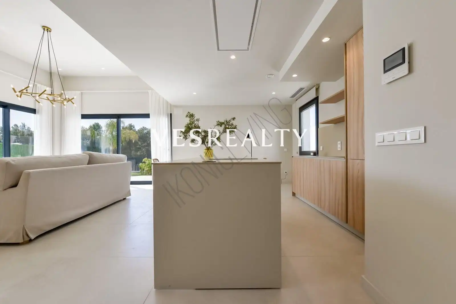 Chalet con piscina en venta en Golf Bahía, imagen 16