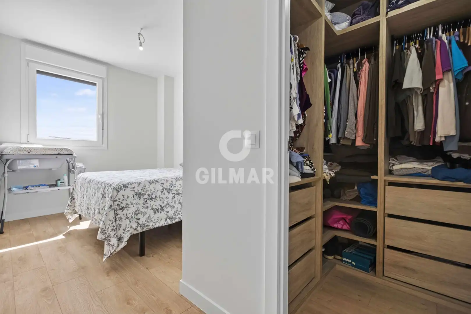 Bedroom of Flat for sale in Dos Hermanas  with Heating, Storage room and Swimming Pool