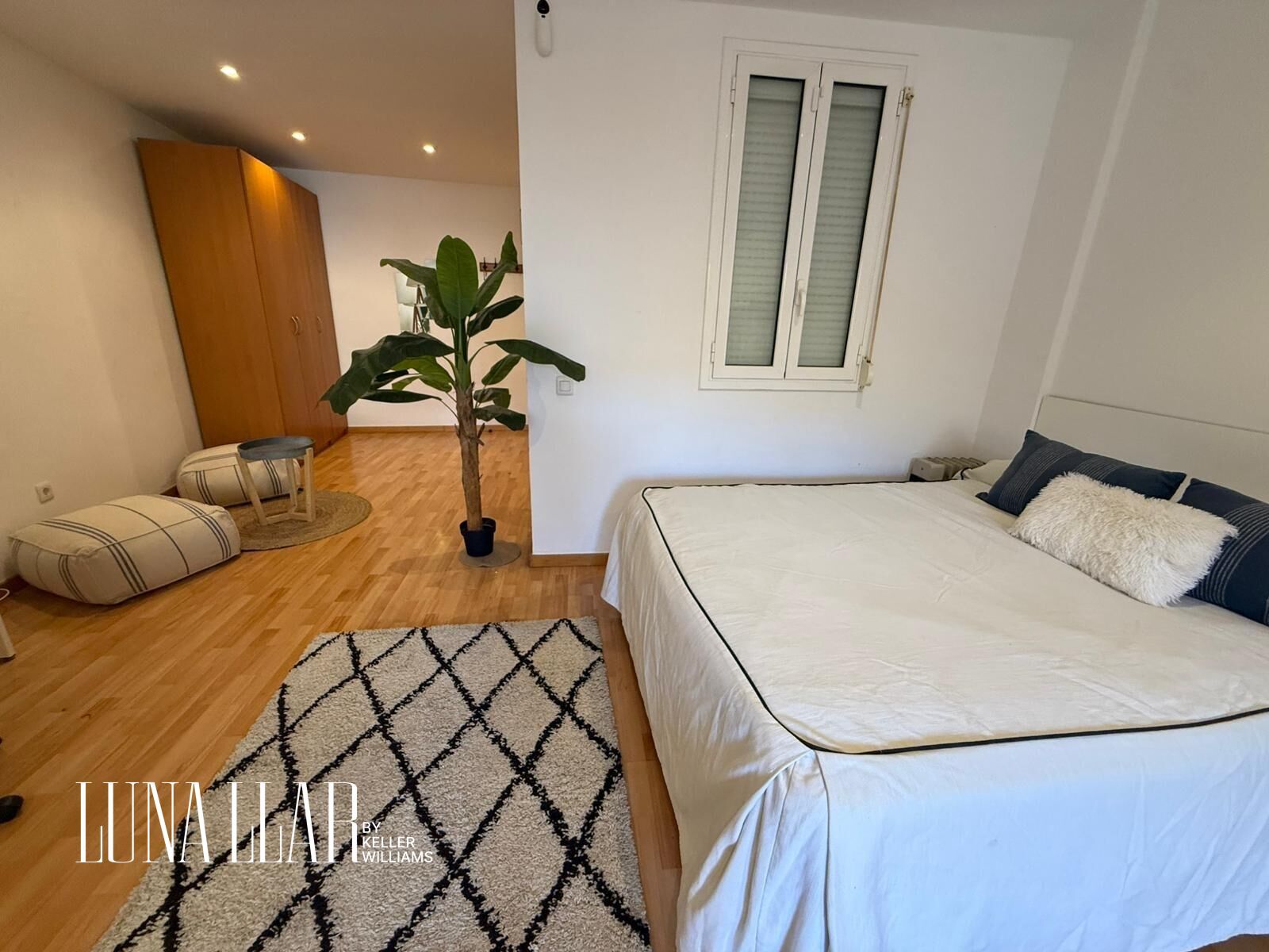 Dormitori de Pis en venda en  Barcelona Capital amb Parquet