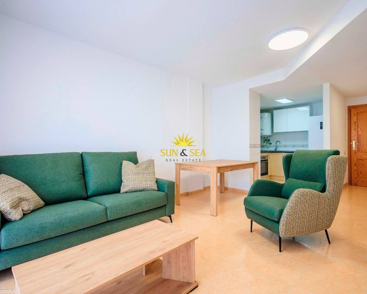 Außenansicht von Wohnung miete in Almoradí mit Terrasse, Abstellraum und Schwimmbad