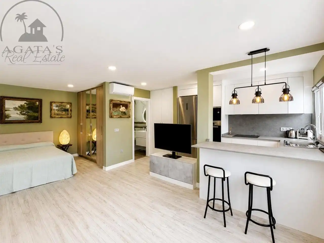 Sala de estar de Casa o chalet en venta en Los Realejos con Aire acondicionado, Jardín privado y Terraza