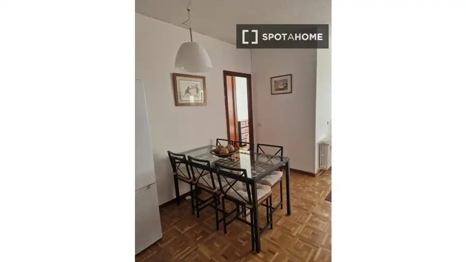 Habitación en Cuatro Caminos - Azca