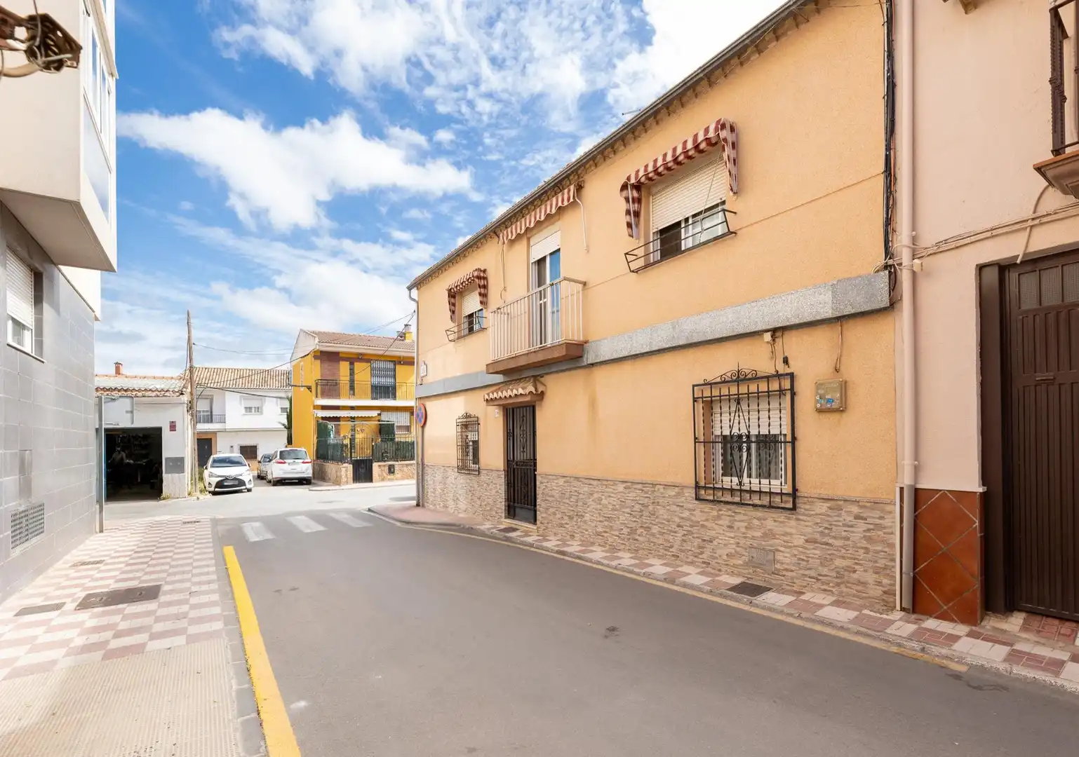 Exterior view of Houses for sale in Armilla  with Terrace