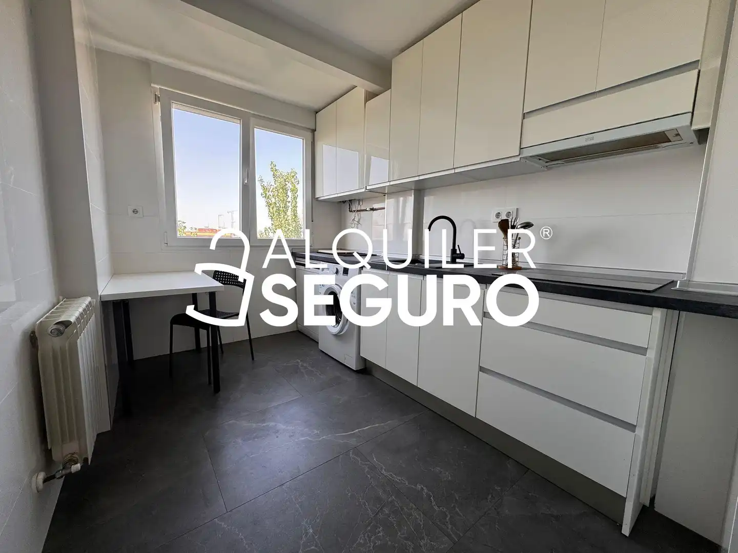 Cocina de Piso de alquiler en Madrid con Aire acondicionado, Calefacción y Terraza