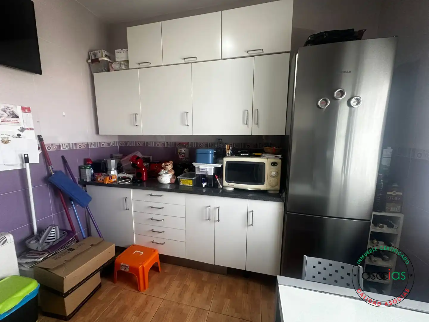 Cocina de Piso en venta en Gijón  con Calefacción y Jardín privado