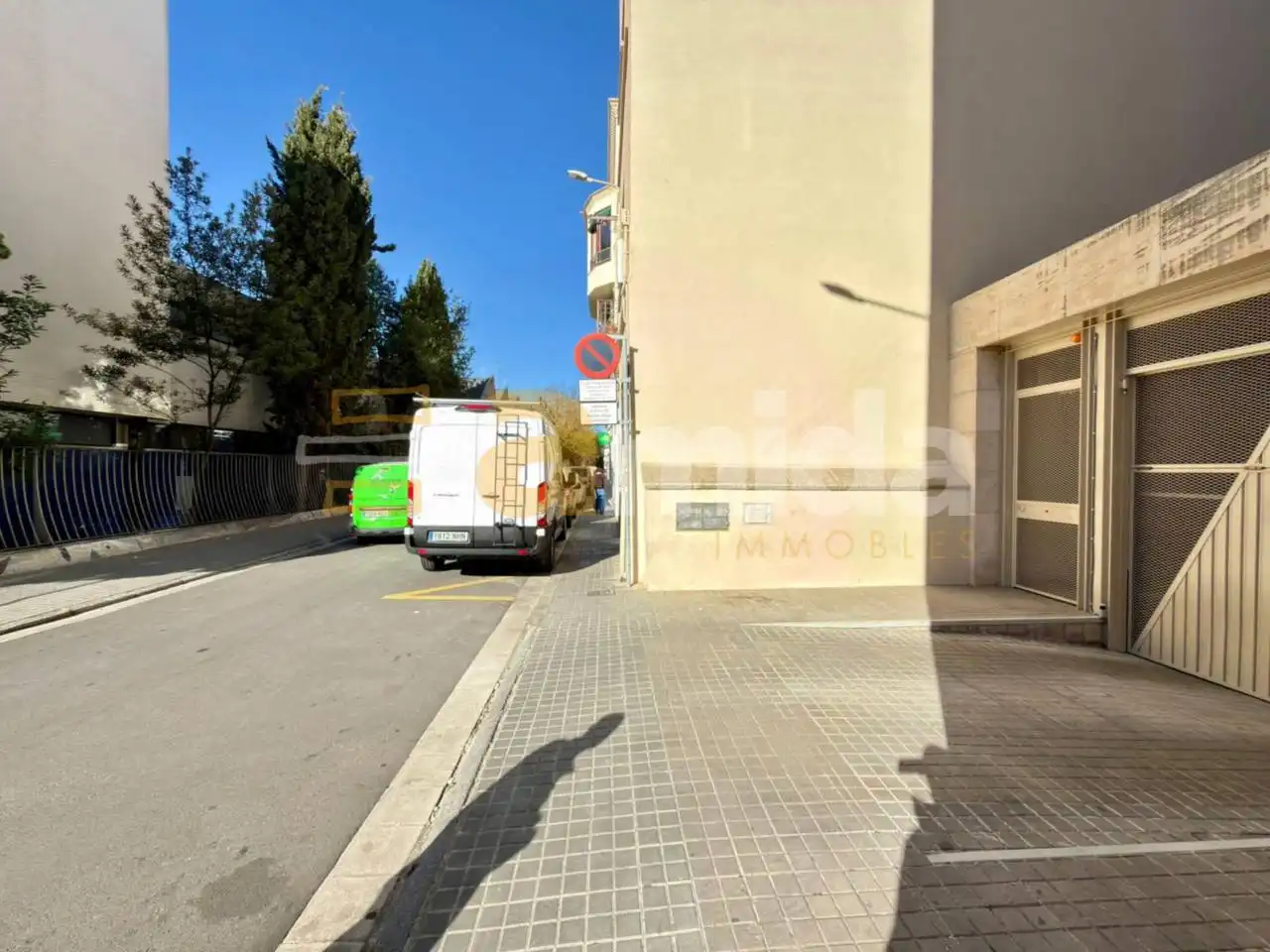 Einzelparkplatz mit Aufzug zur Miete in Centre - Sant Oleguer, imagen 2