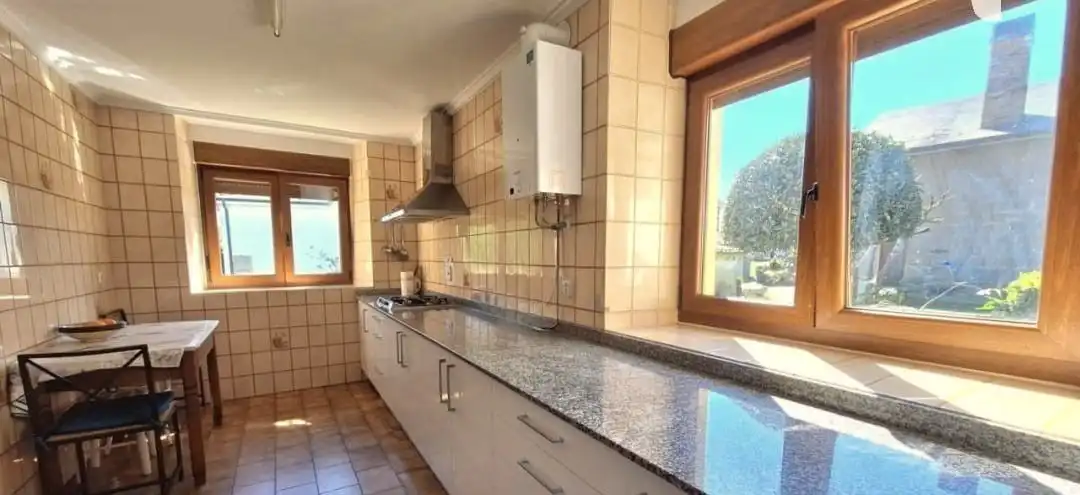 Cuina de Casa o xalet de lloguer en Noja amb Jardí privat i Terrassa
