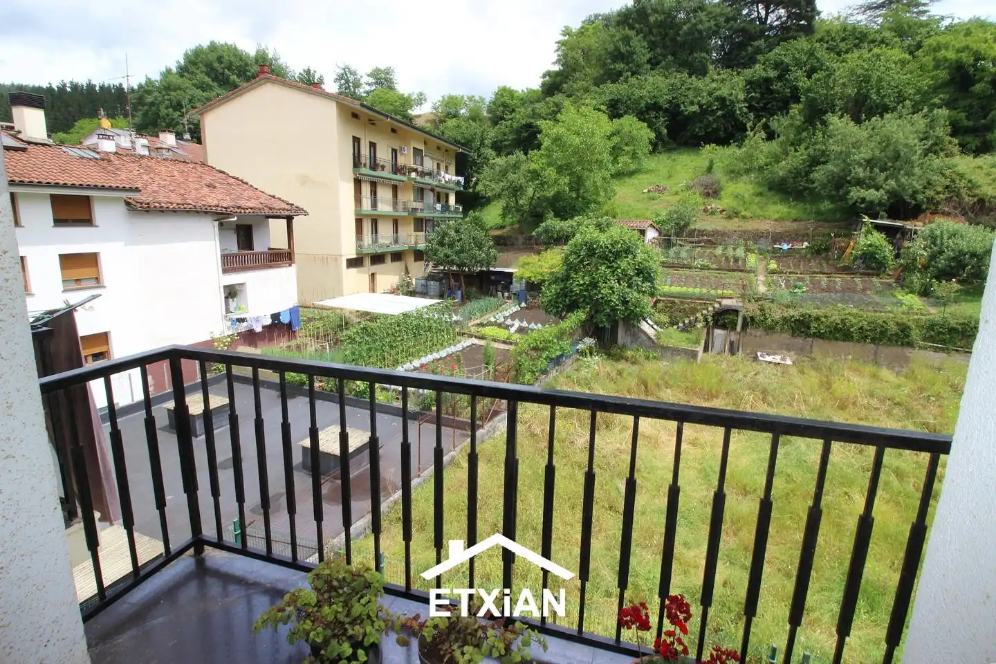 Wohnung mit Terrasse zum Verkauf in Kale Zaharra Kalea