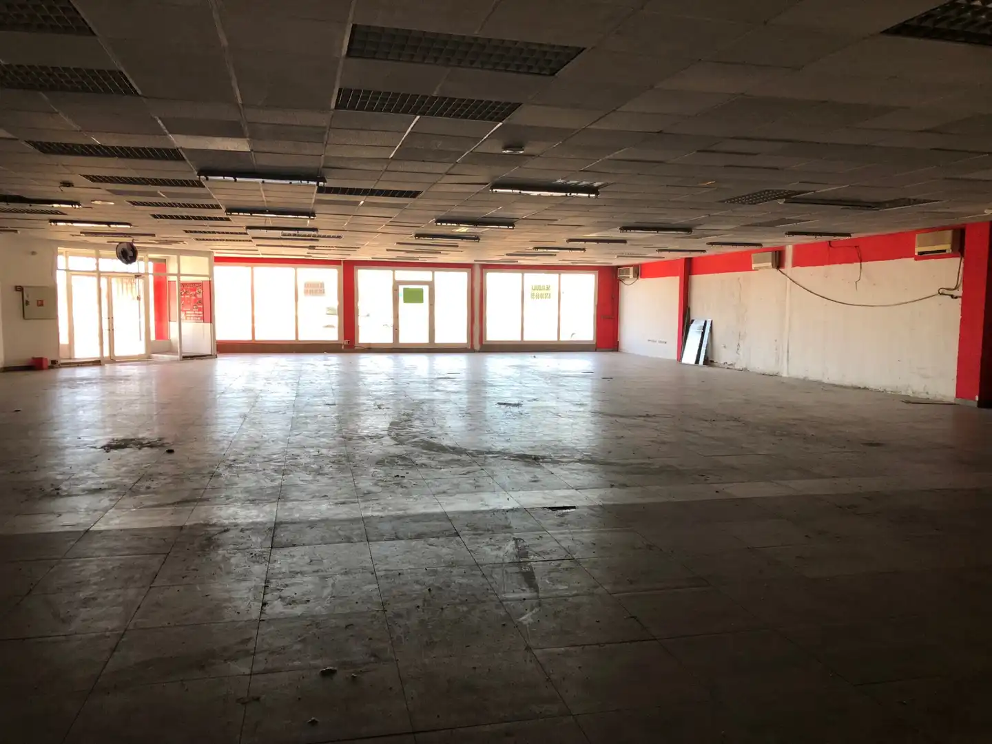 Fabrikhallen zur Miete in Avinguda d'els Arcs, Polígono del Aeropuerto