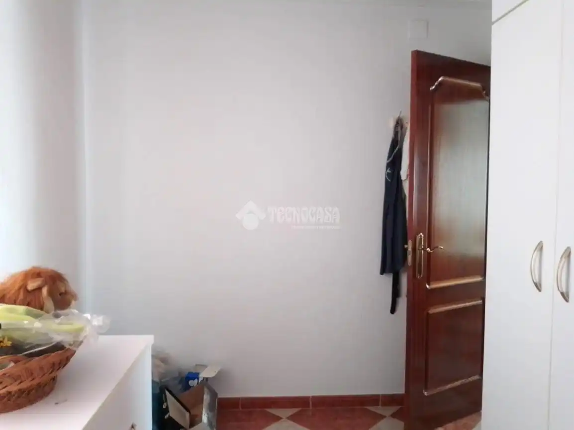 Habitación de Piso en venta en Sevilla con Aire acondicionado, Terraza y Amueblado