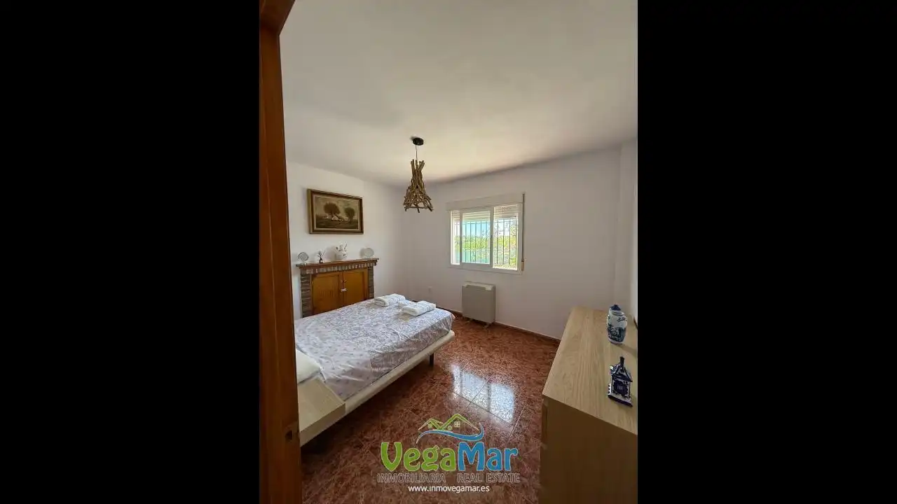 Dormitori de Casa o xalet de lloguer en Salobreña amb Jardí privat, Terrassa i Piscina