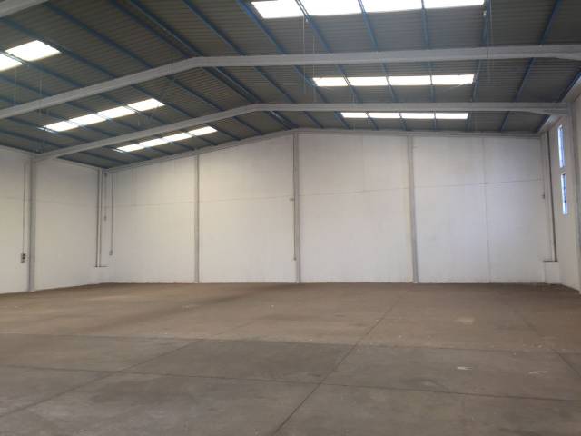Nave industrial en Alquiler en El Chorrillo - San Isidro  - Llano Blanco