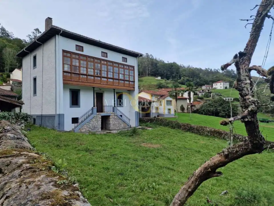 Casa con jardín en venta en Purón, imagen 2