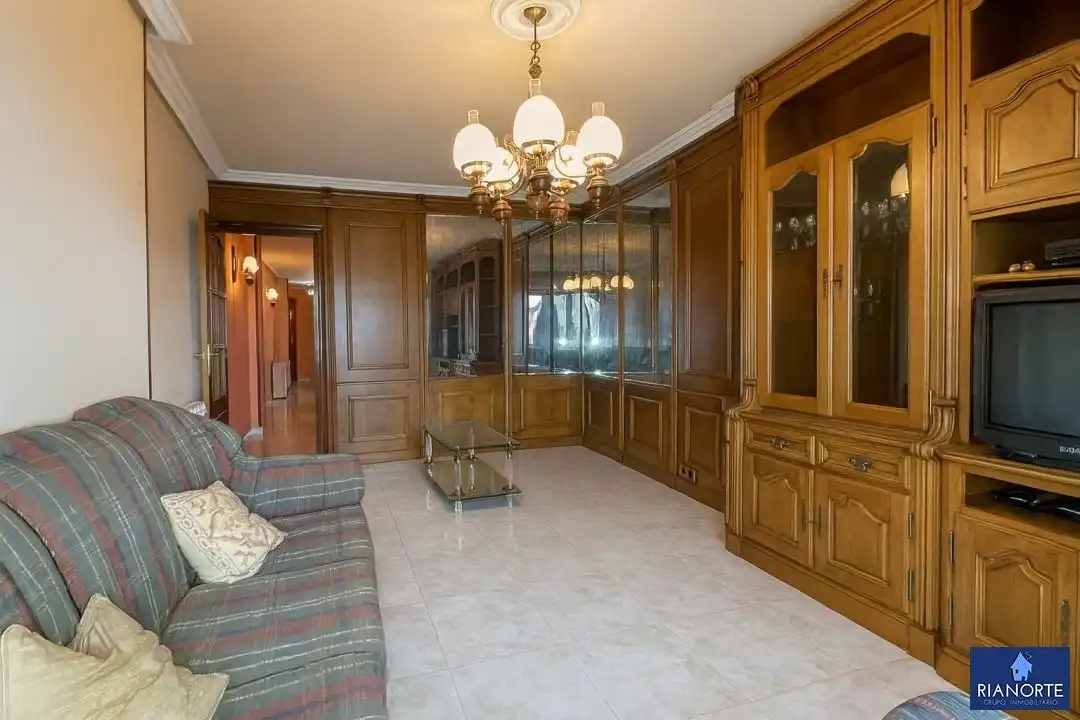 Sala de estar de Piso en venta en Gozón con Calefacción y Amueblado