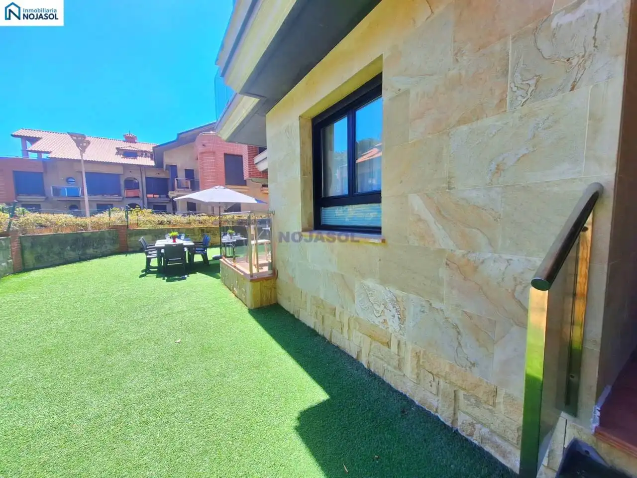 Apartment with pool to rent in Avenida LA SIERRA 6, imagen 2