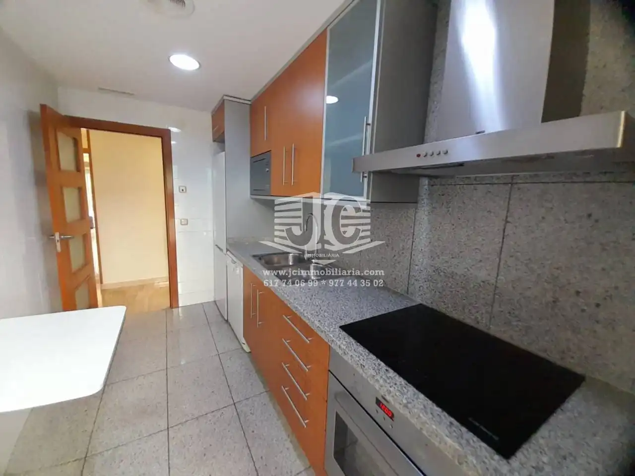 Flat for rent in Avenida MARCEL·LI DOMINGO, Ferreries