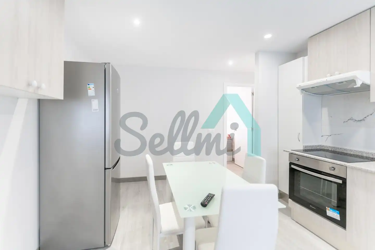 Kitchen of Flat for share in Oviedo   with Heating, Furnished and Internet