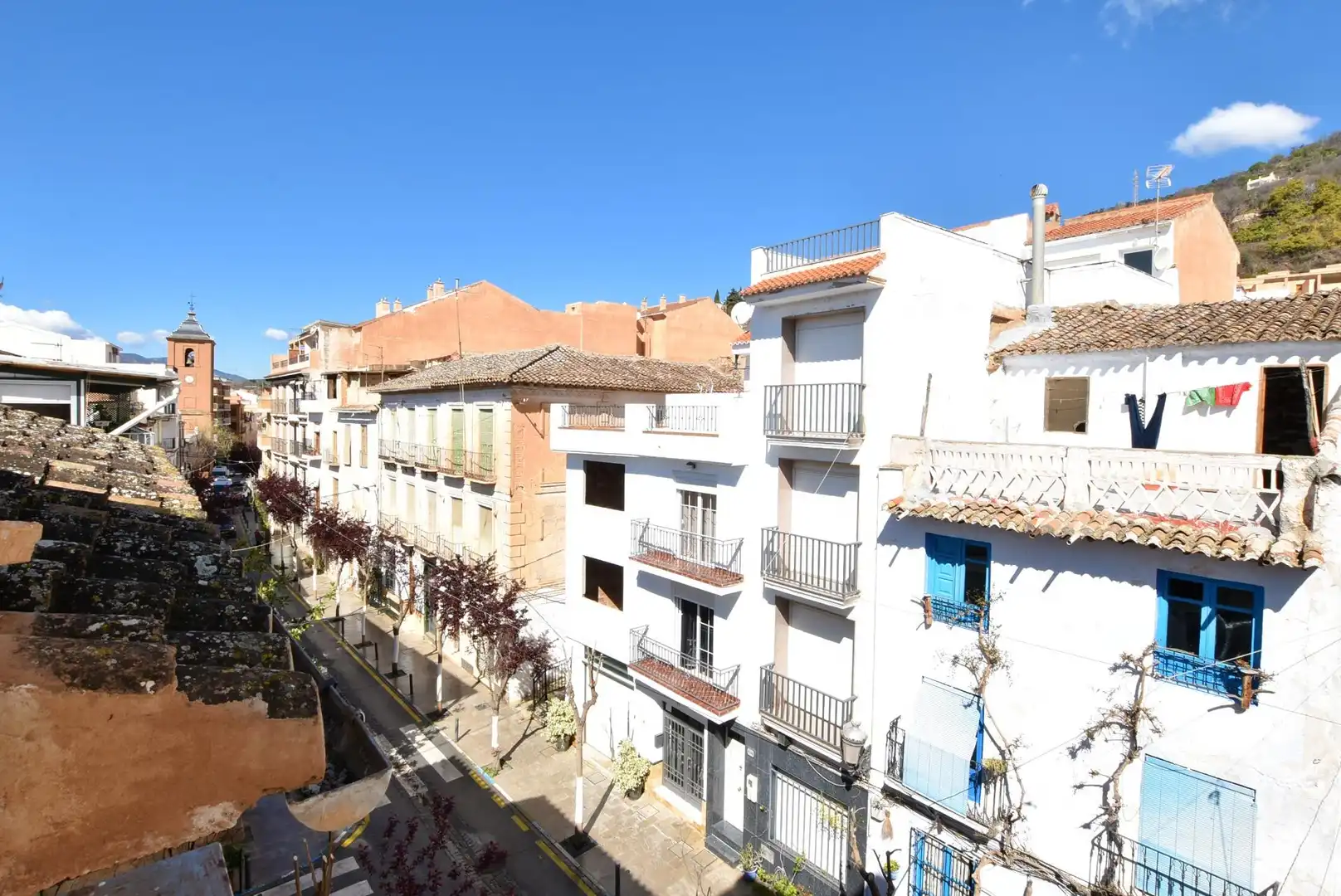 Vista exterior de Casa adosada en venta en Lanjarón