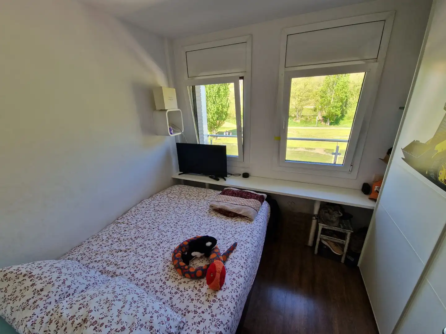 Schlafzimmer von Einfamilien-Reihenhaus zum Verkauf in Dosrius mit Klimaanlage, Heizung und Gemeinschaftspool