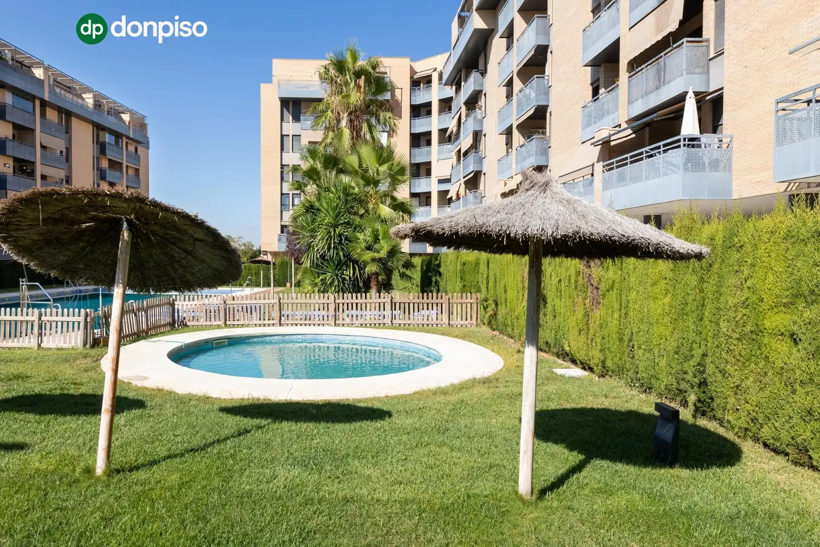 Flat with pool for sale in Calle Calle Pedro Machuca, imagen 2