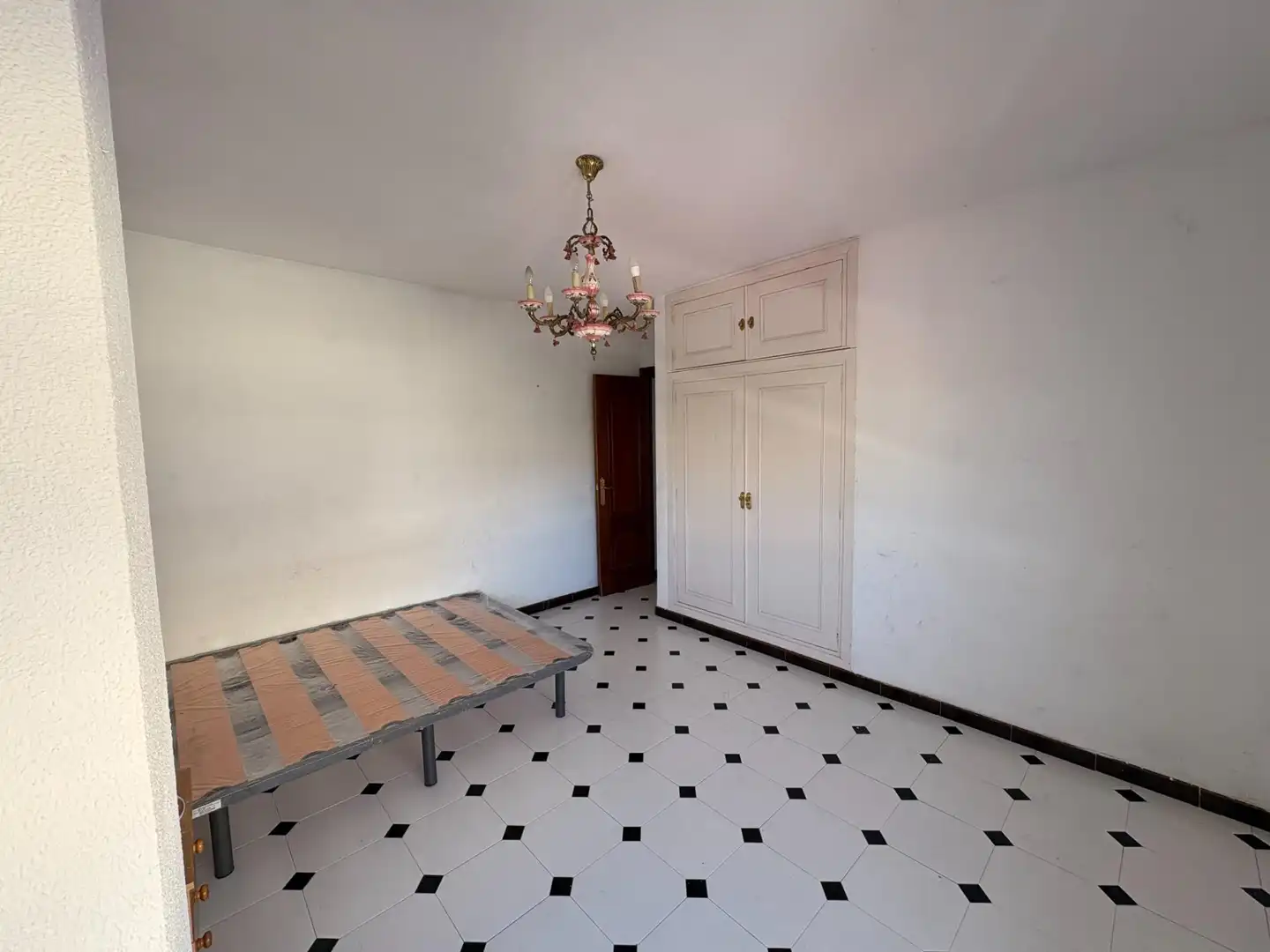 Schlafzimmer von Wohnung zur Miete in Sur