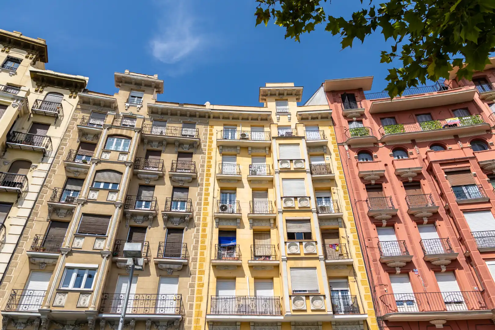 Exterior view of Flat for sale in Madrid  with Air Conditioner, Heating and Storage room
