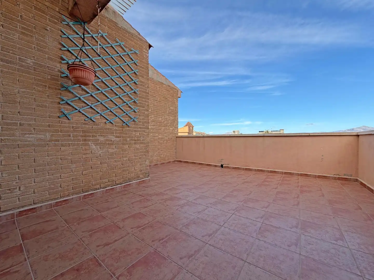 Terraza de Casa o chalet en venta en Alicante / Alacant con Calefacción, Jardín privado y Terraza