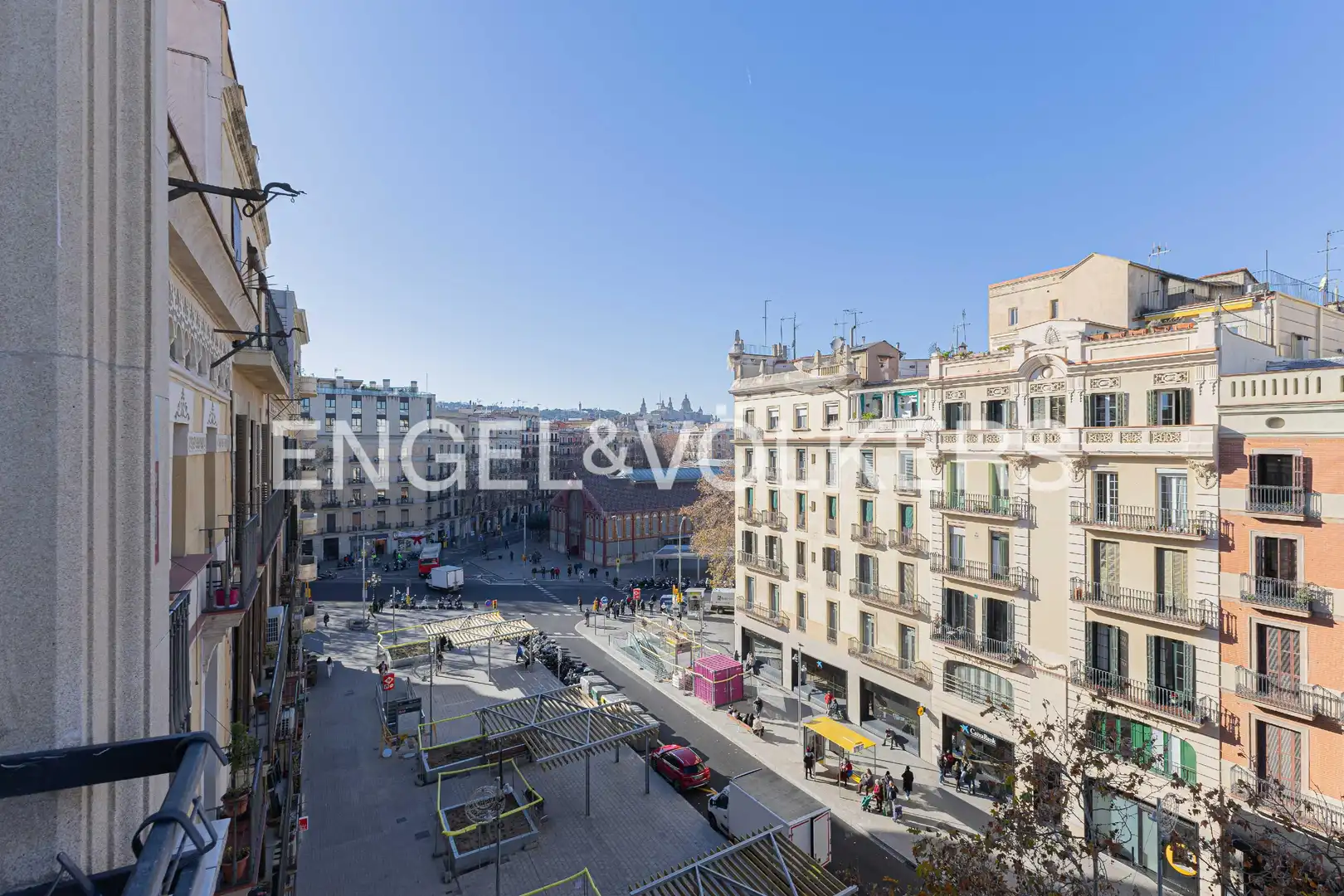 Vista exterior de Estudi de lloguer en Barcelona amb Calefacció i Moblat