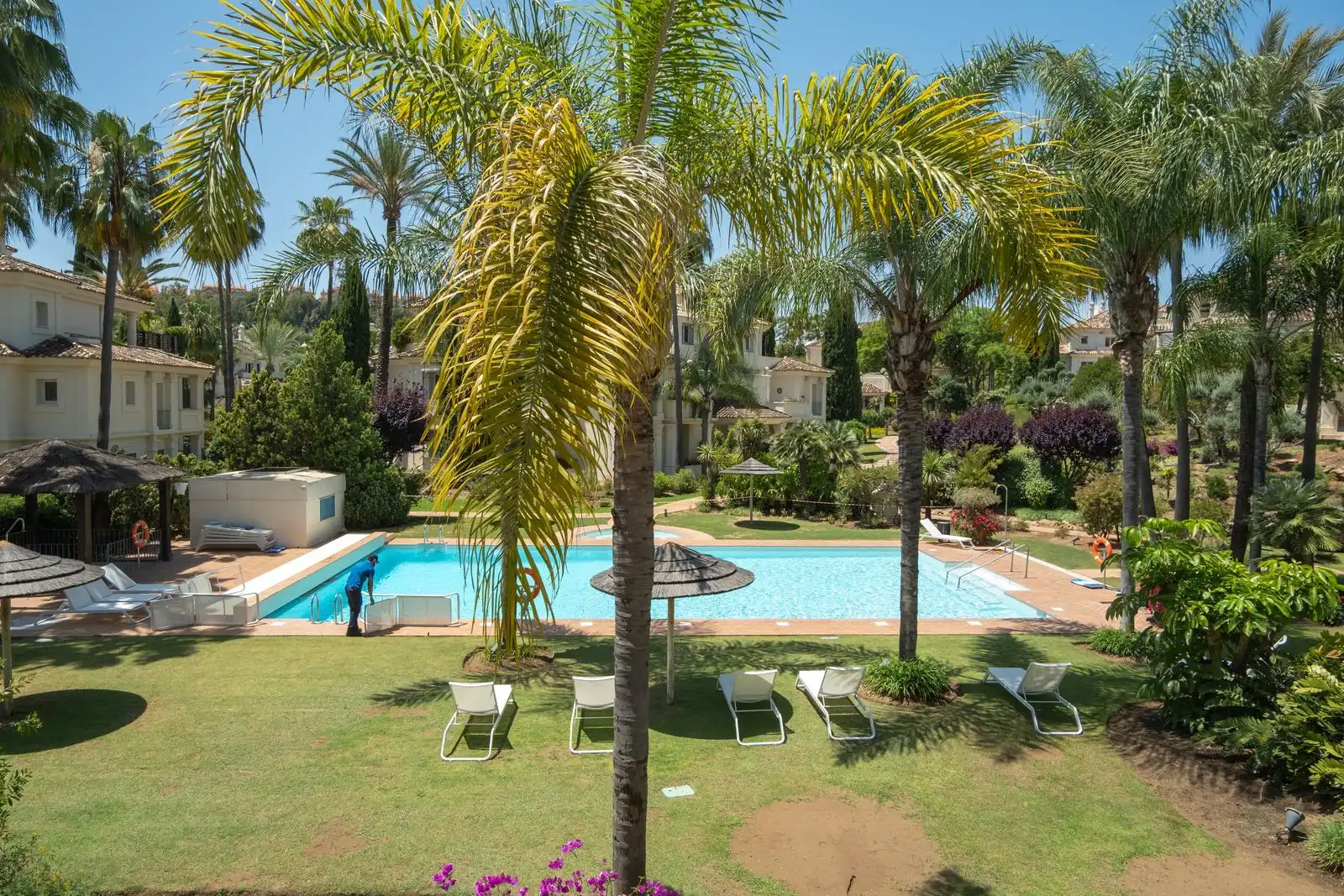 Piso con terraza en venta en Calle 01D Nva Andaluc 1C