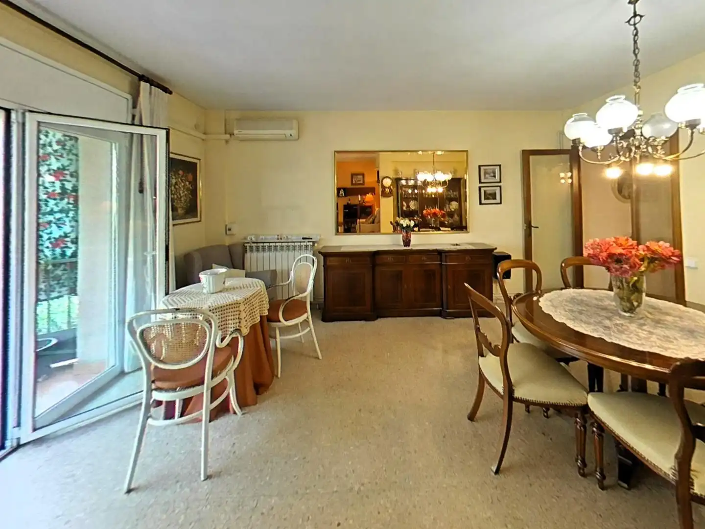 Dining room of Flat for sale in Sabadell  with Air Conditioner, Heating and Storage room
