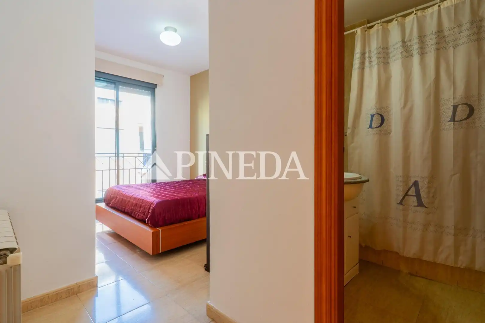 Habitación de Casa adosada en venta en Puçol con Calefacción, Terraza y Trastero