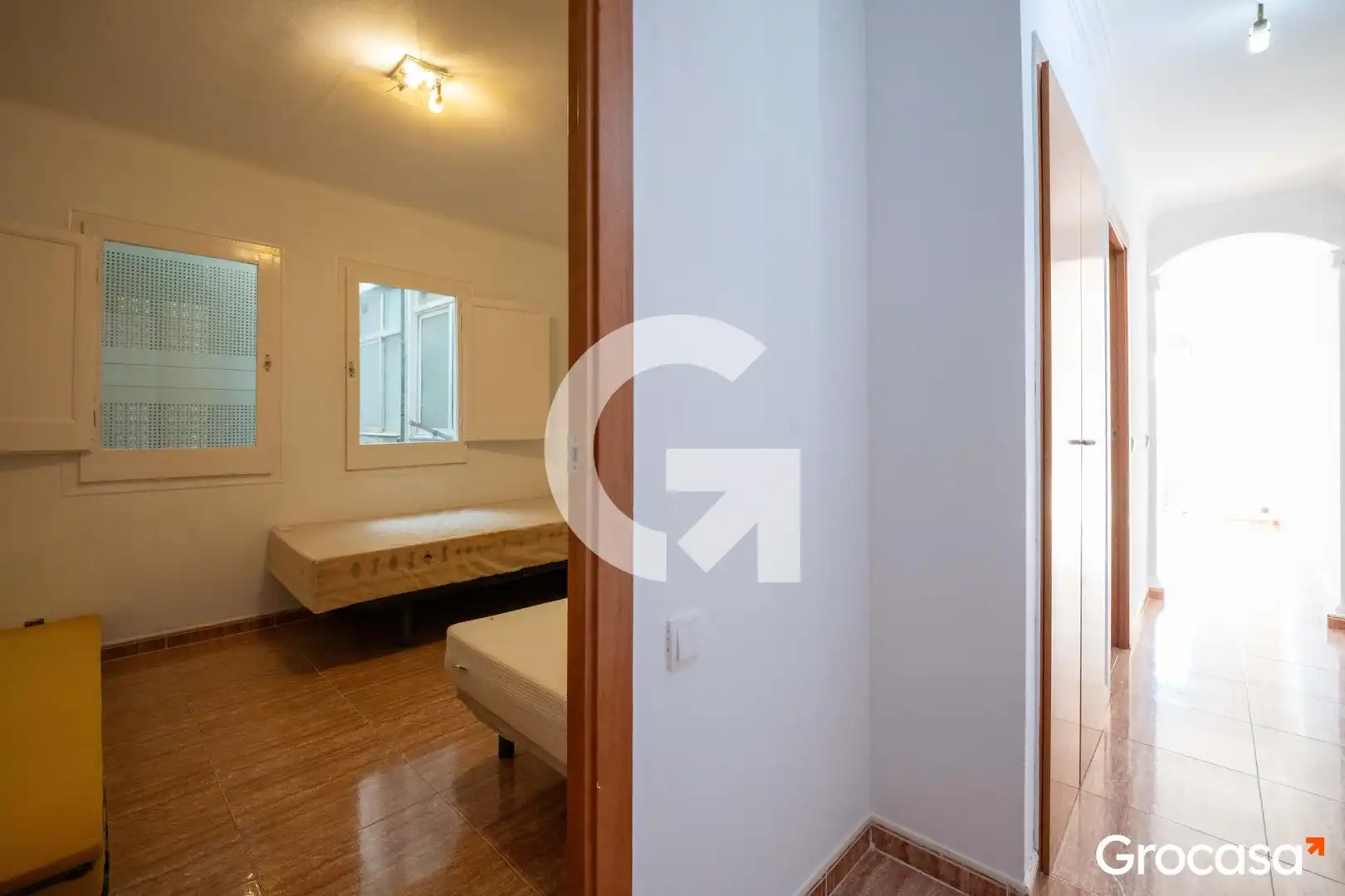 Bedroom of Flat for sale in Mataró  with Air Conditioner, Oven and TV