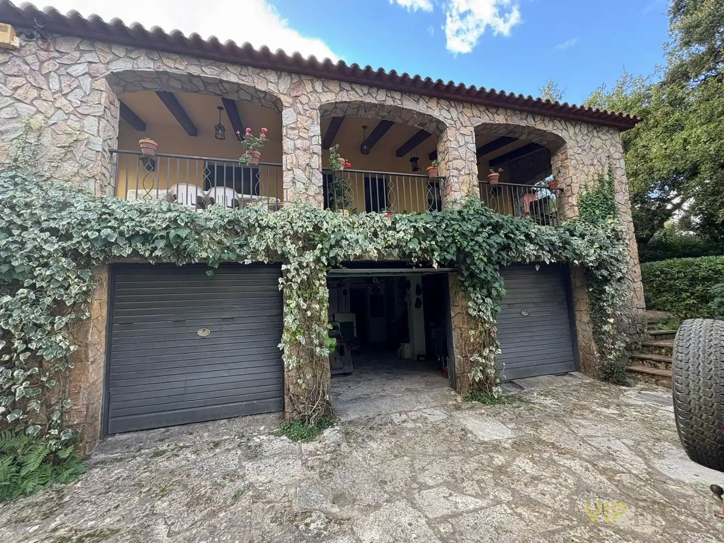Casa con terraza en venta en carrer  del bosc, imagen 2