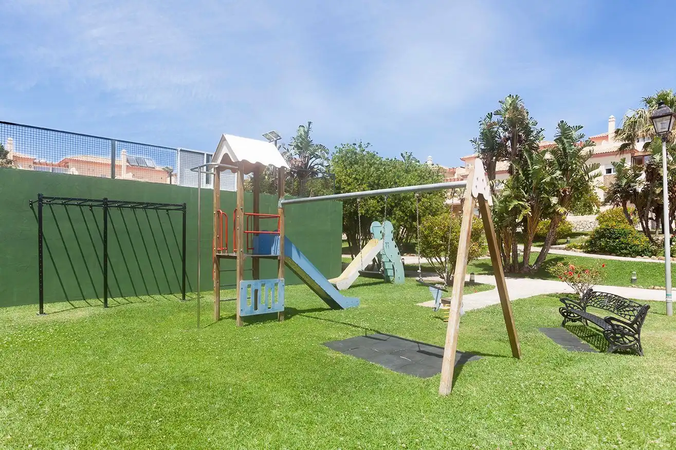 Jardín de Casa adosada en venta en Tarifa con Aire acondicionado, Calefacción y Jardín privado