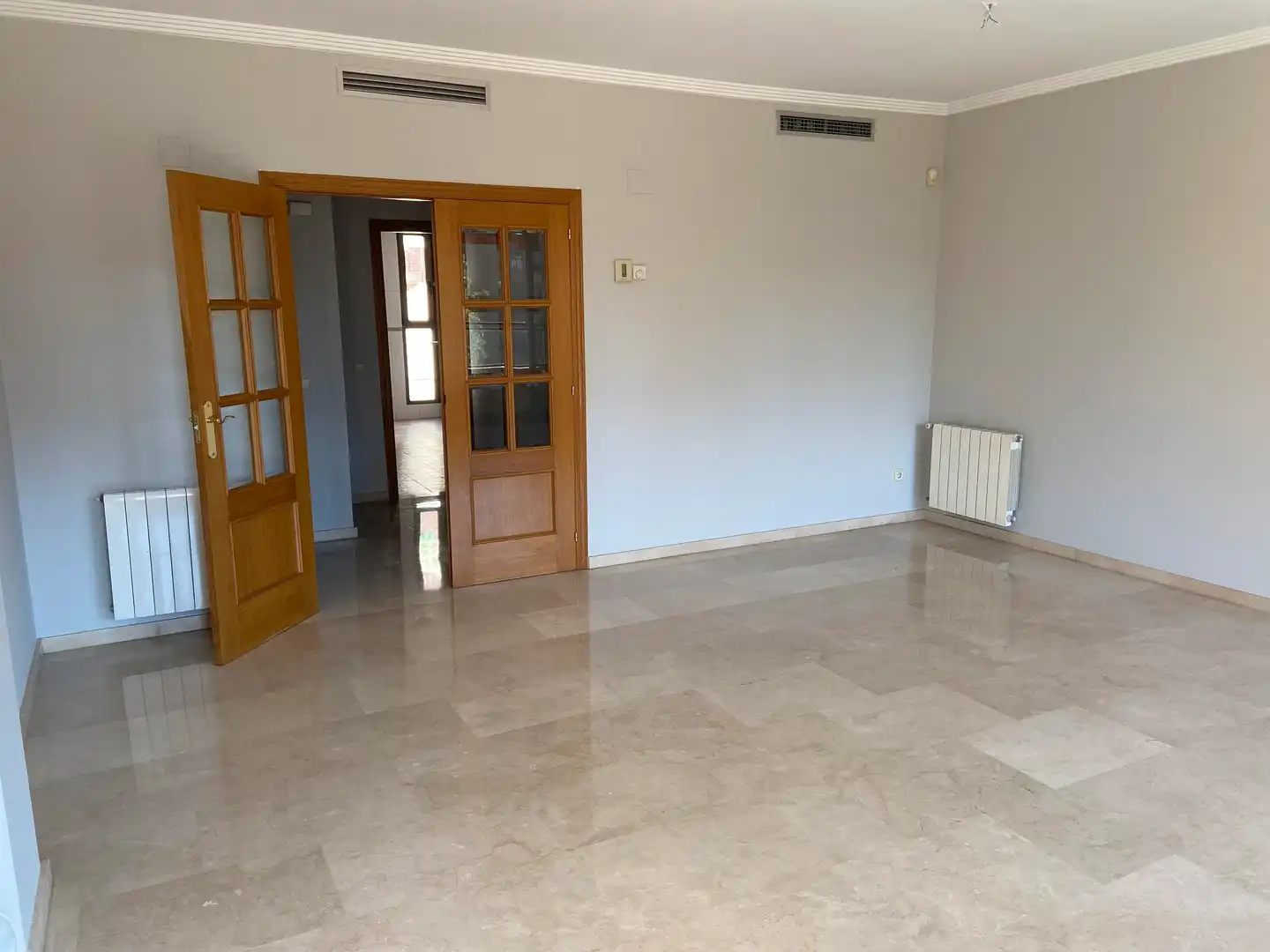 Wohnzimmer von Wohnung zur Miete in Valencia mit Klimaanlage, Heizung und Terrasse