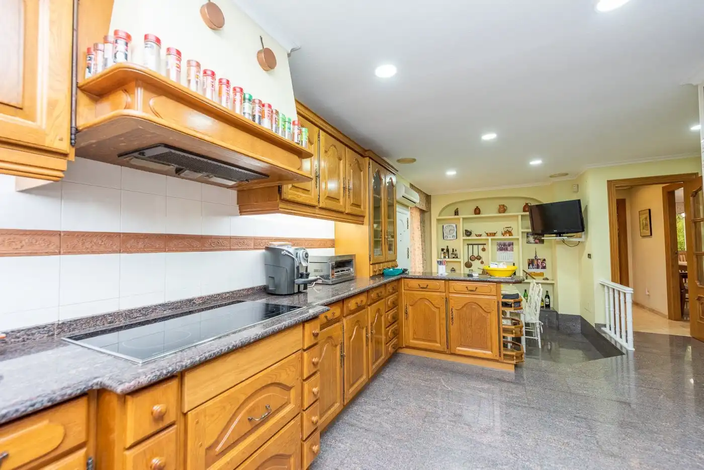 Kitchen of Houses for sale in Petrer  with Air Conditioner, Heating and Private garden
