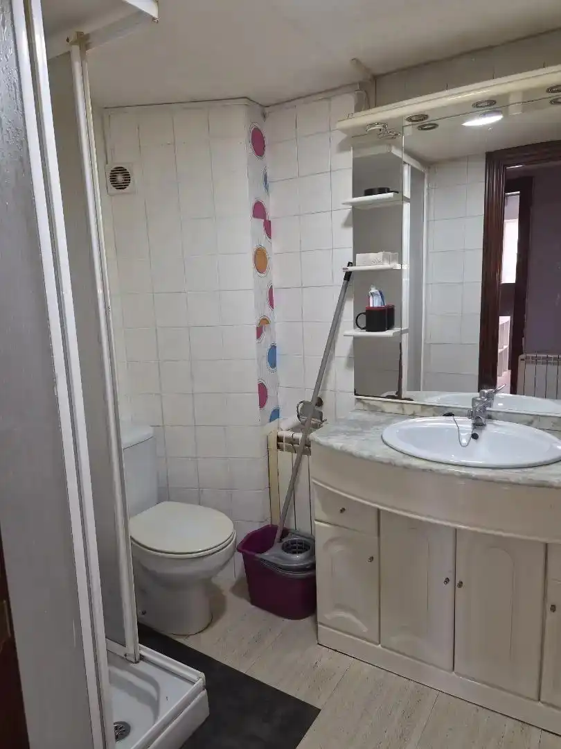 Baño de Piso en venta en Medina de Pomar, Burgos