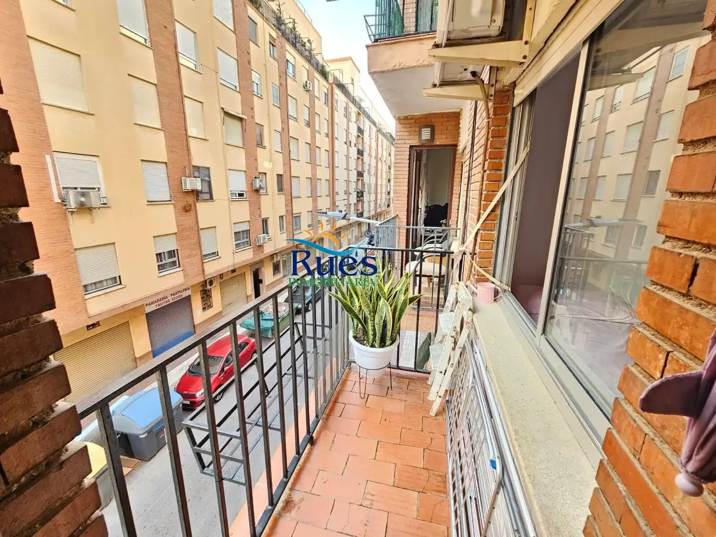 Außenansicht von Wohnung zum Verkauf in Castellón de la Plana / Castelló de la Plana mit Klimaanlage und Balkon