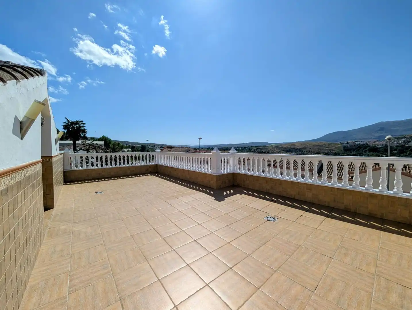 Terrassa de Casa o xalet en venda en Loja amb Terrassa i Piscina