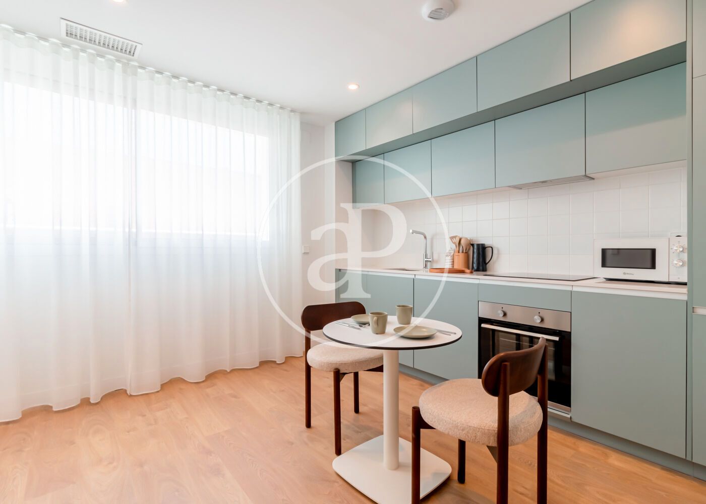 Kitchen of Flat to rent in  Madrid Capital  with Air Conditioner, Heating and Furnished