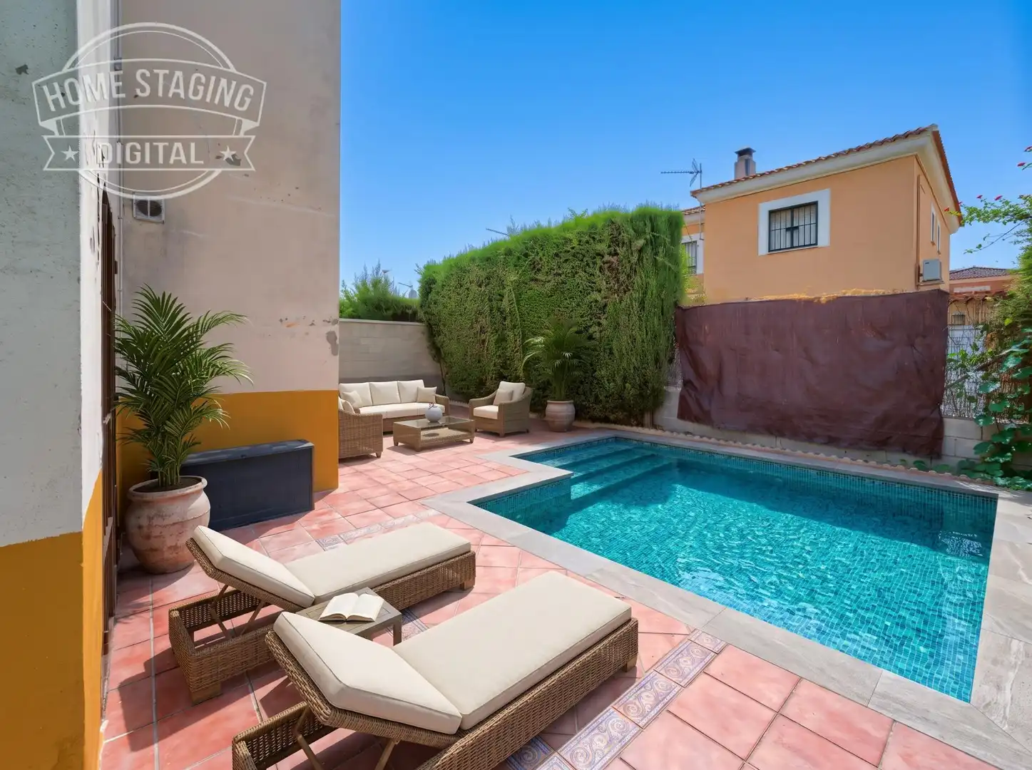 Swimming pool of Houses for sale in Bollullos de la Mitación  with Air Conditioner and Community pool